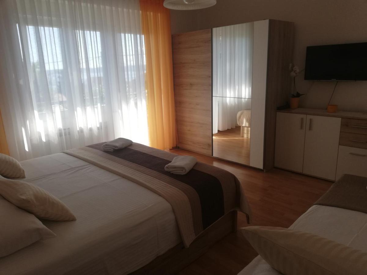 Apartman Bokula Нови Винодолски Екстериор снимка