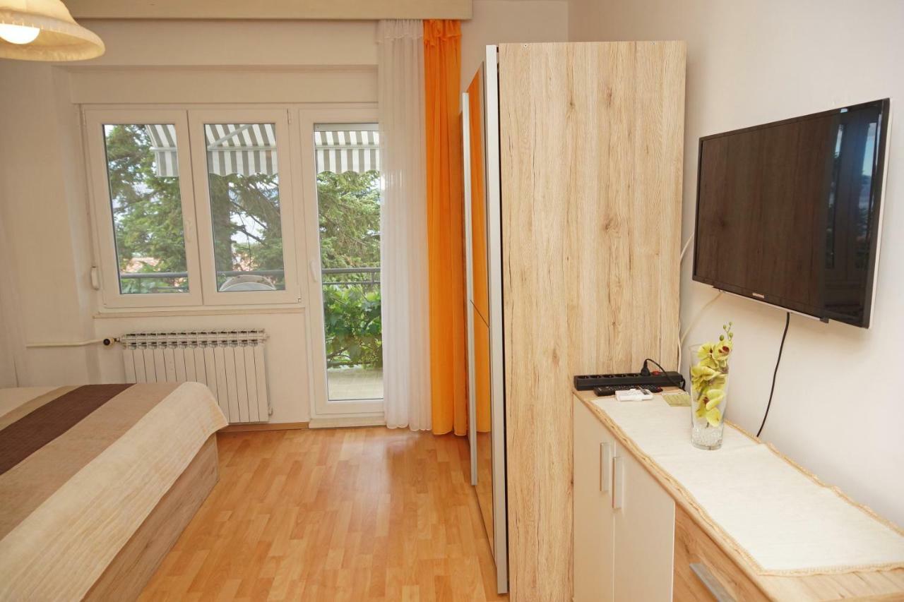 Apartman Bokula Нови Винодолски Екстериор снимка